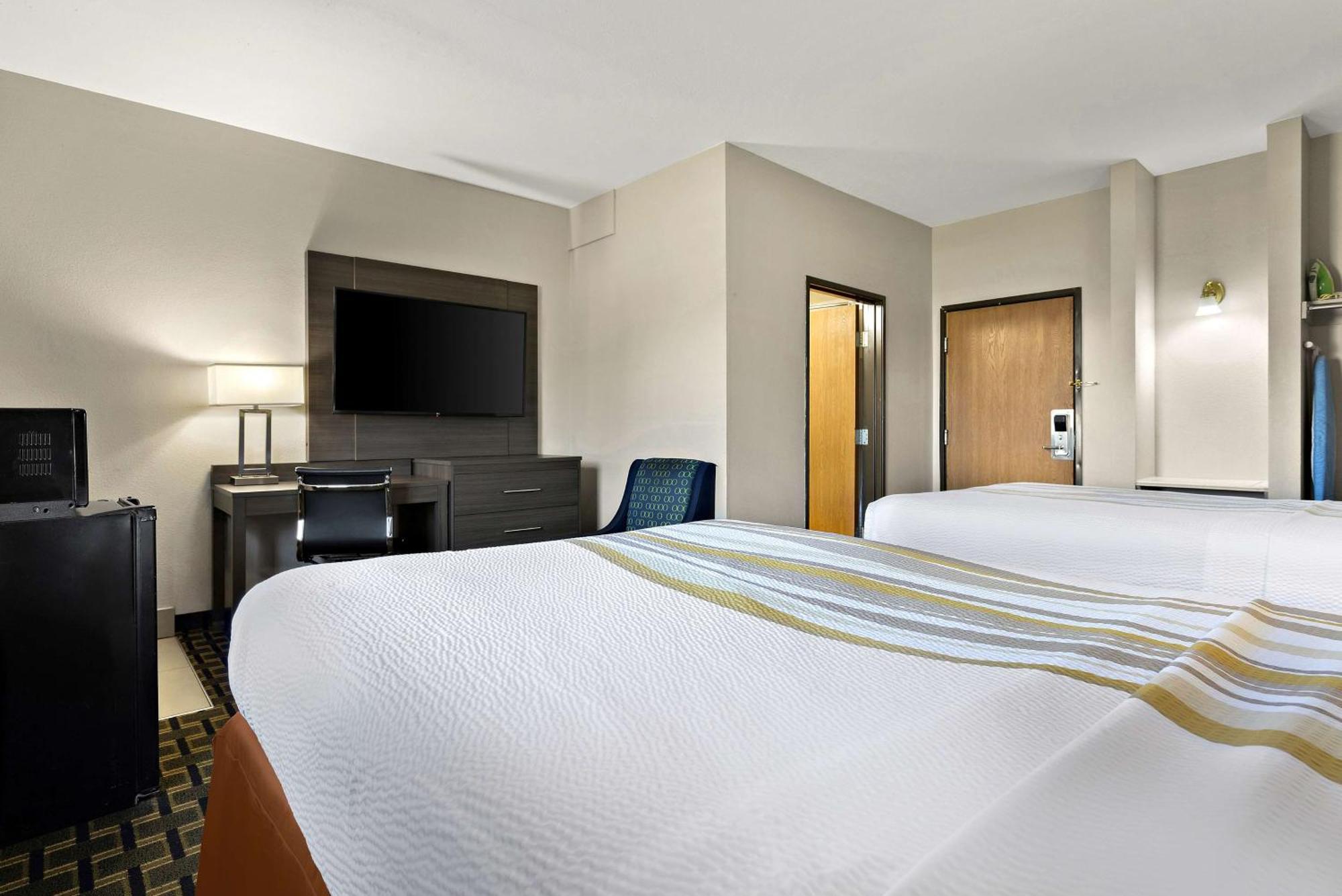 Surestay Plus Hotel By Best Western Tulsa East Zewnętrze zdjęcie