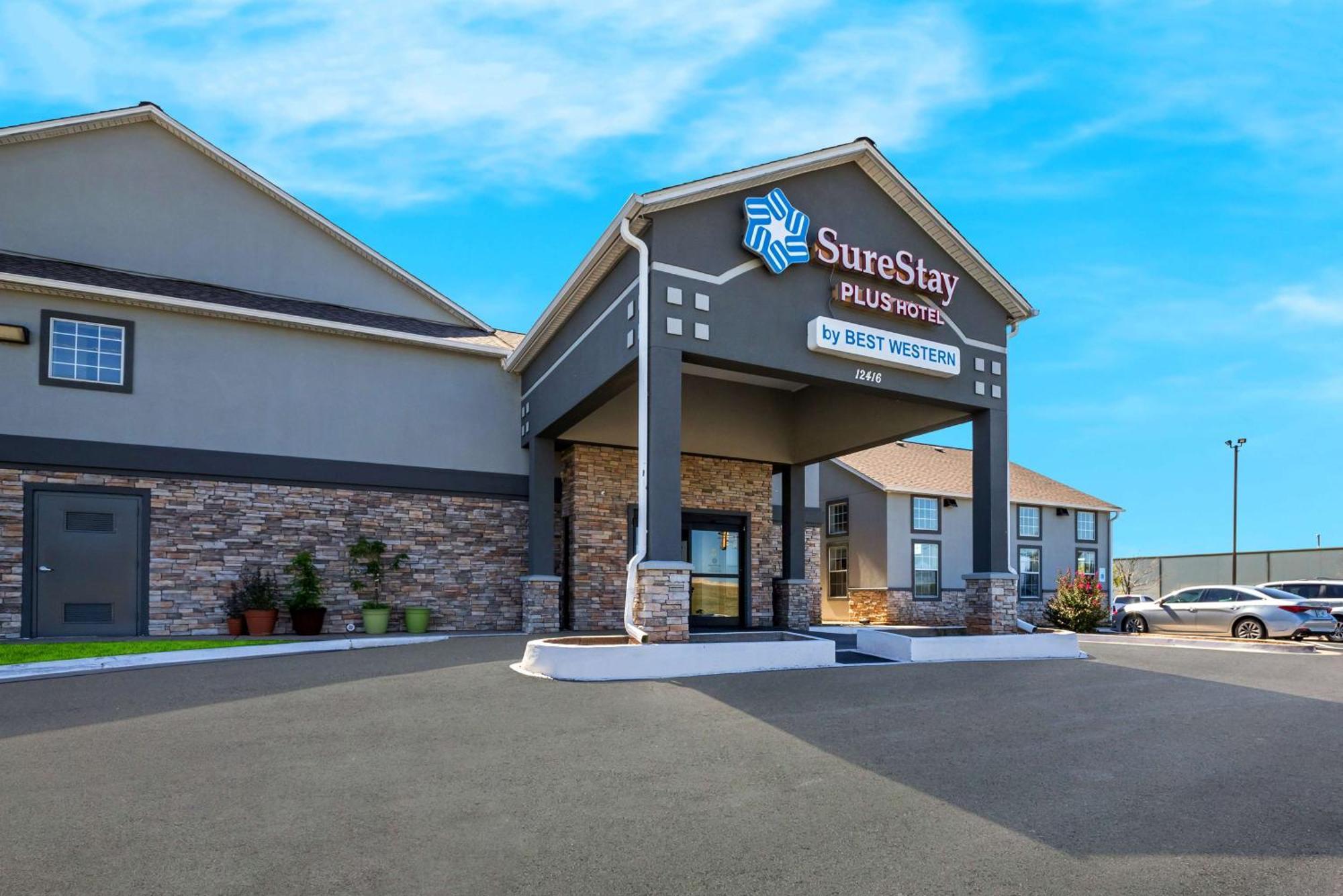 Surestay Plus Hotel By Best Western Tulsa East Zewnętrze zdjęcie